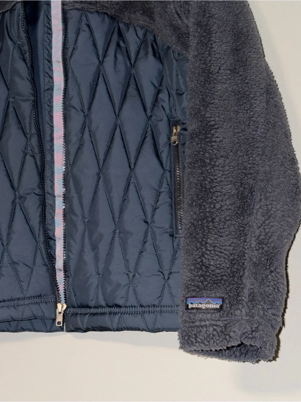 Patagonia small black fleece jacket with quilted lining vintage - Picture 3 of 7
